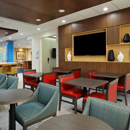 Holiday Inn Express & Suites - Lake Charles South Casino Area By Ihg Экстерьер фото