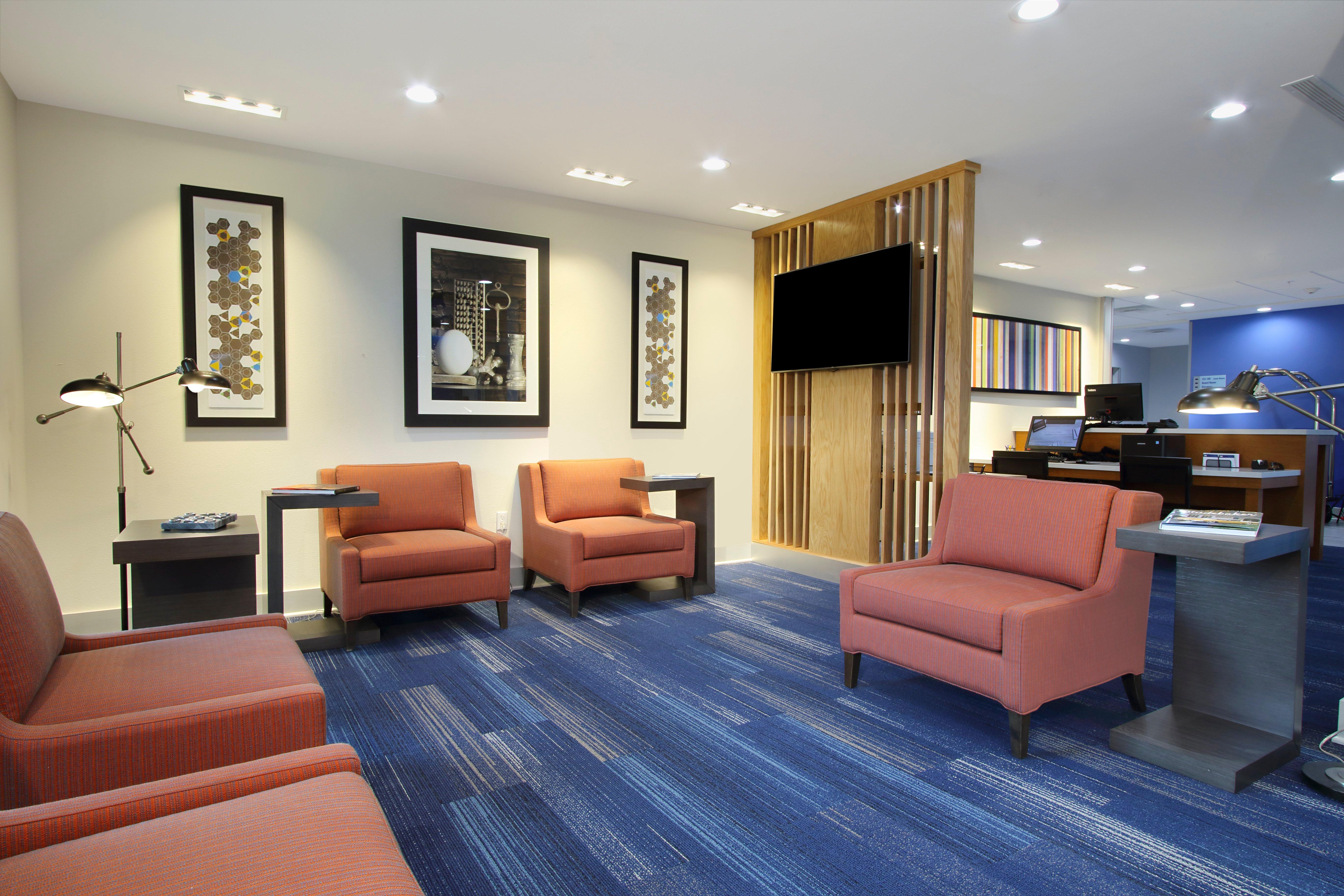 Holiday Inn Express & Suites - Lake Charles South Casino Area By Ihg Экстерьер фото