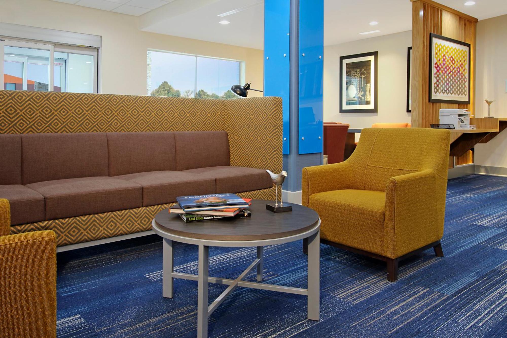 Holiday Inn Express & Suites - Lake Charles South Casino Area By Ihg Экстерьер фото